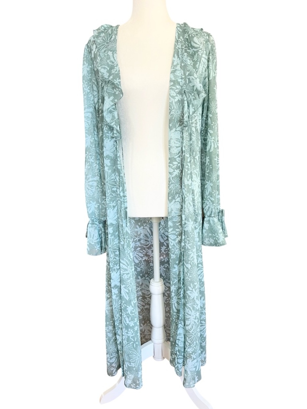 wild fable Aqua Green Floral Ruffle Kimono/Cover up. Size medium